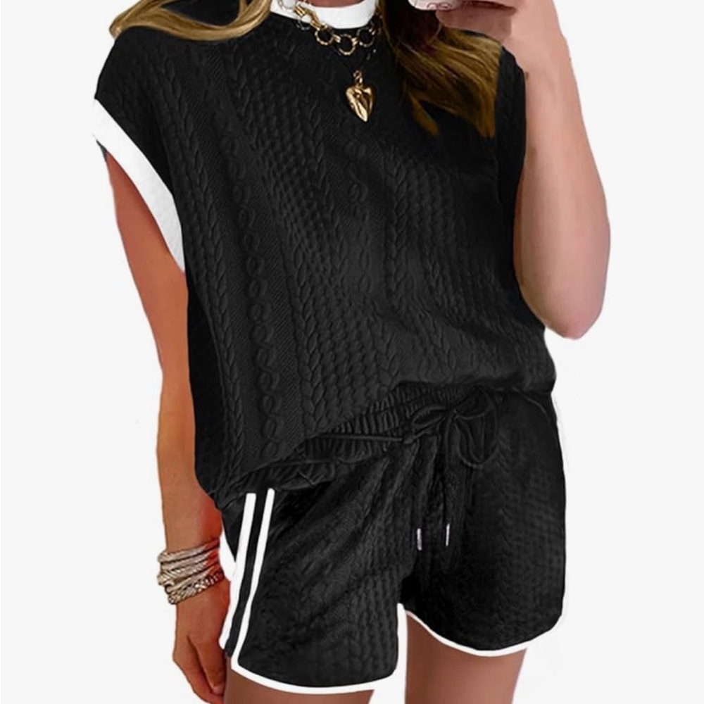 Black and White Cable Knit Lounge Set Shorts 2 piece set